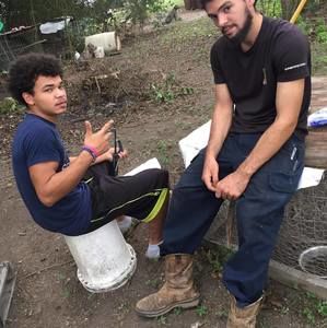 Meet your Posher, Santana